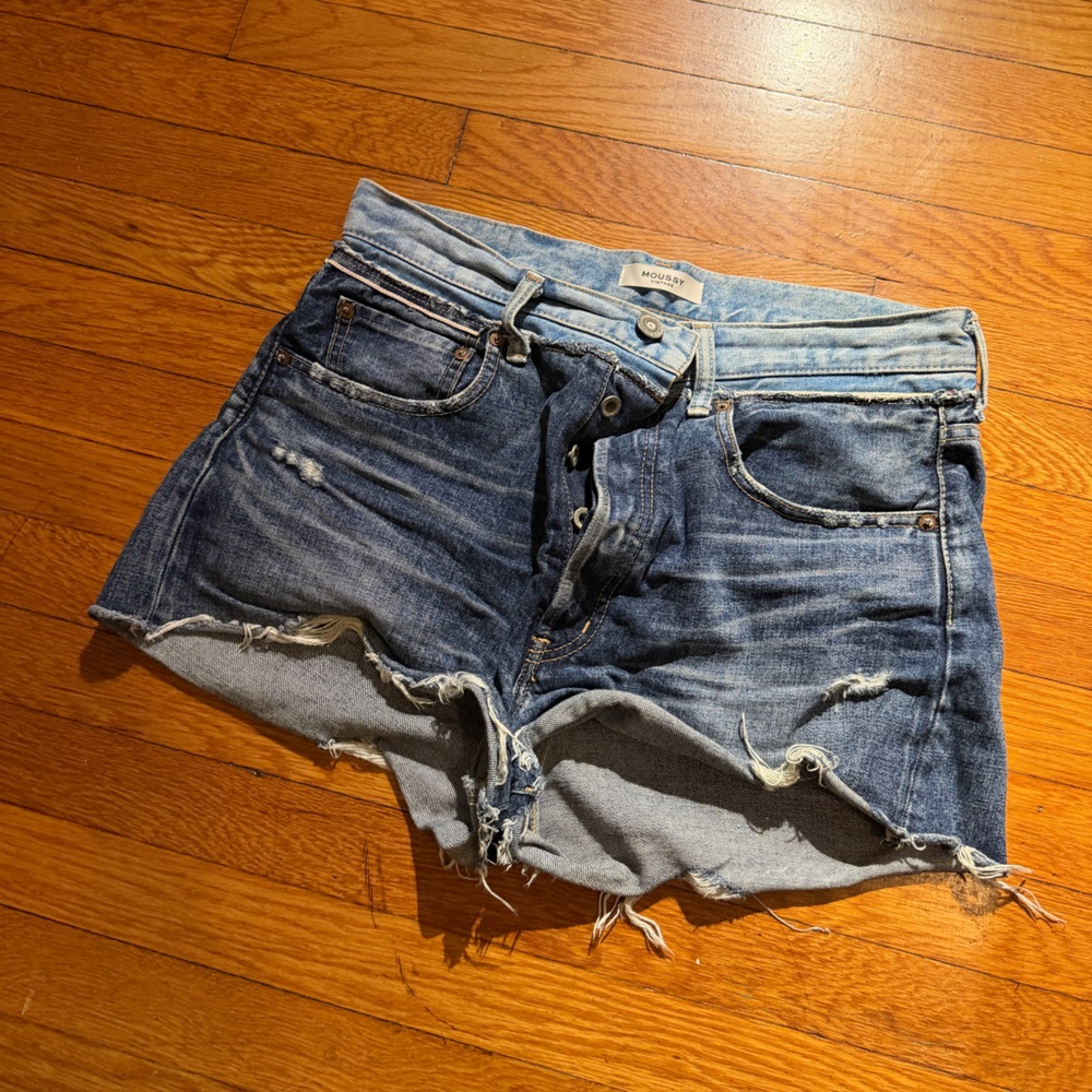 Moussy Vintage Ombré Distressed Denim Shorts